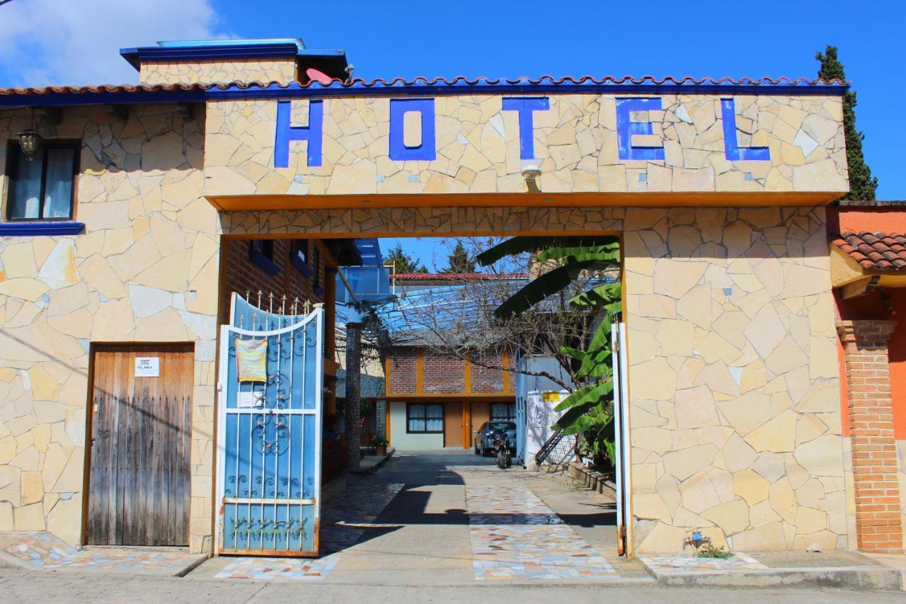 Hotel Alejandra San Felipe Ecatepec المظهر الخارجي الصورة
