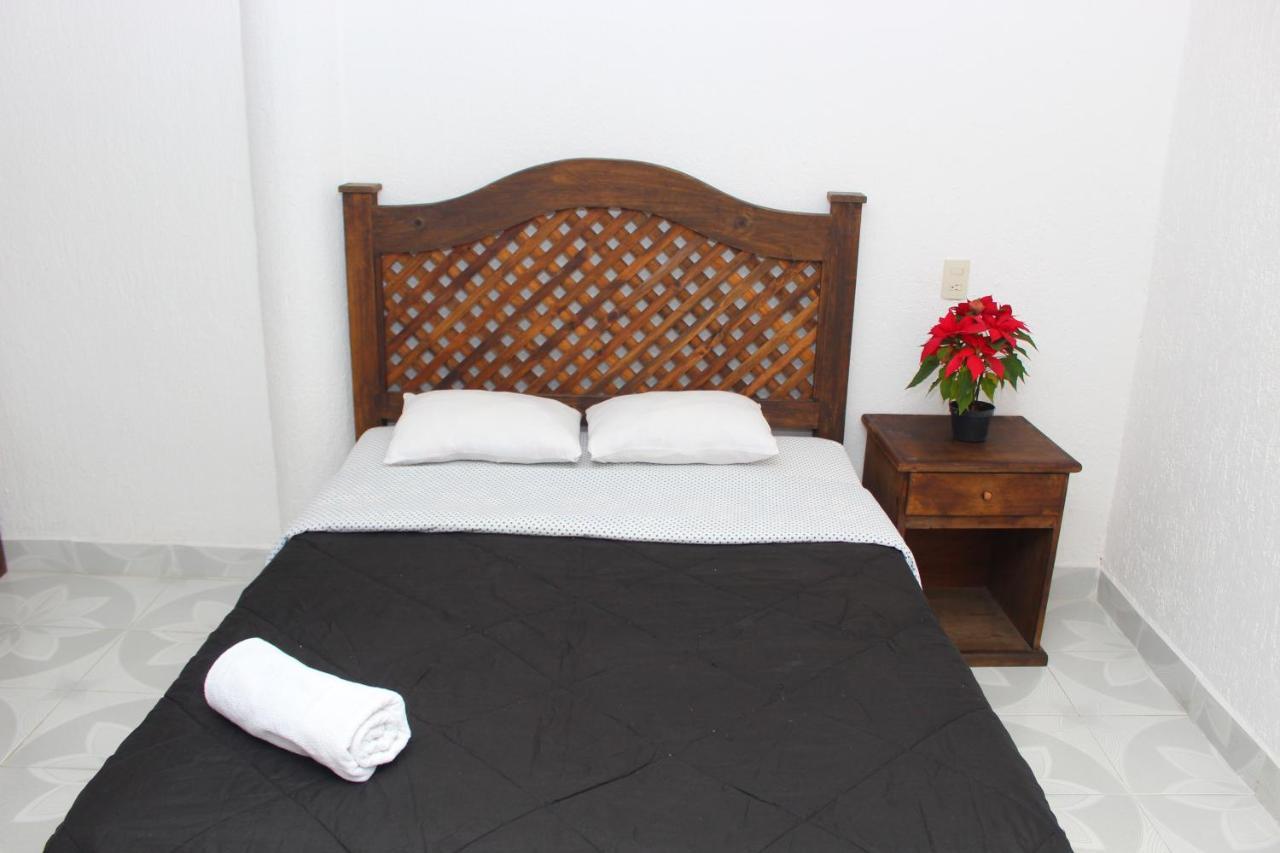 Hotel Alejandra San Felipe Ecatepec المظهر الخارجي الصورة